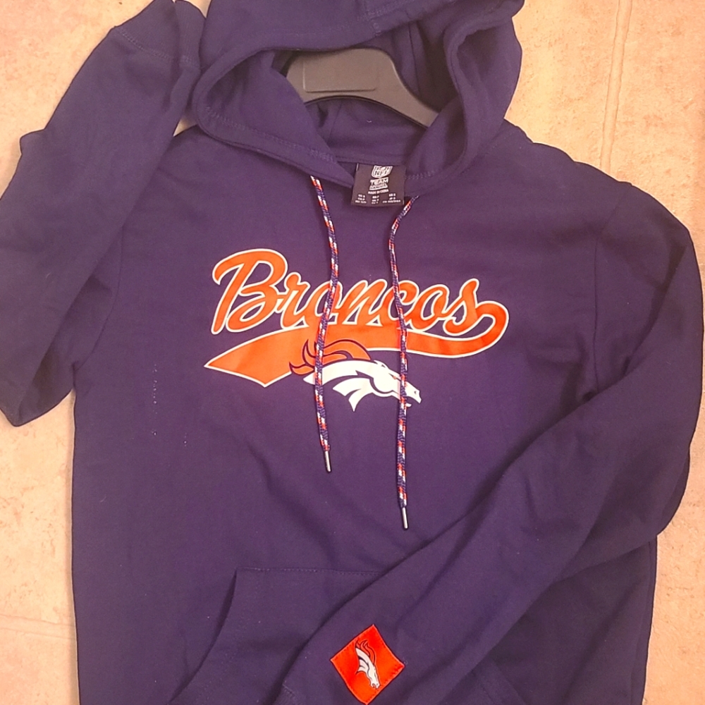 Denver Broncos Small Hoodie